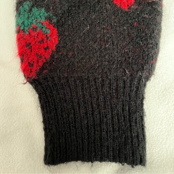 Sweet Society Cropped Cardigan - Picture 7 of 9